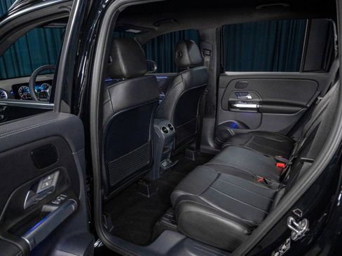 Certified 2025 Mercedes-Benz GLB 250 image 26