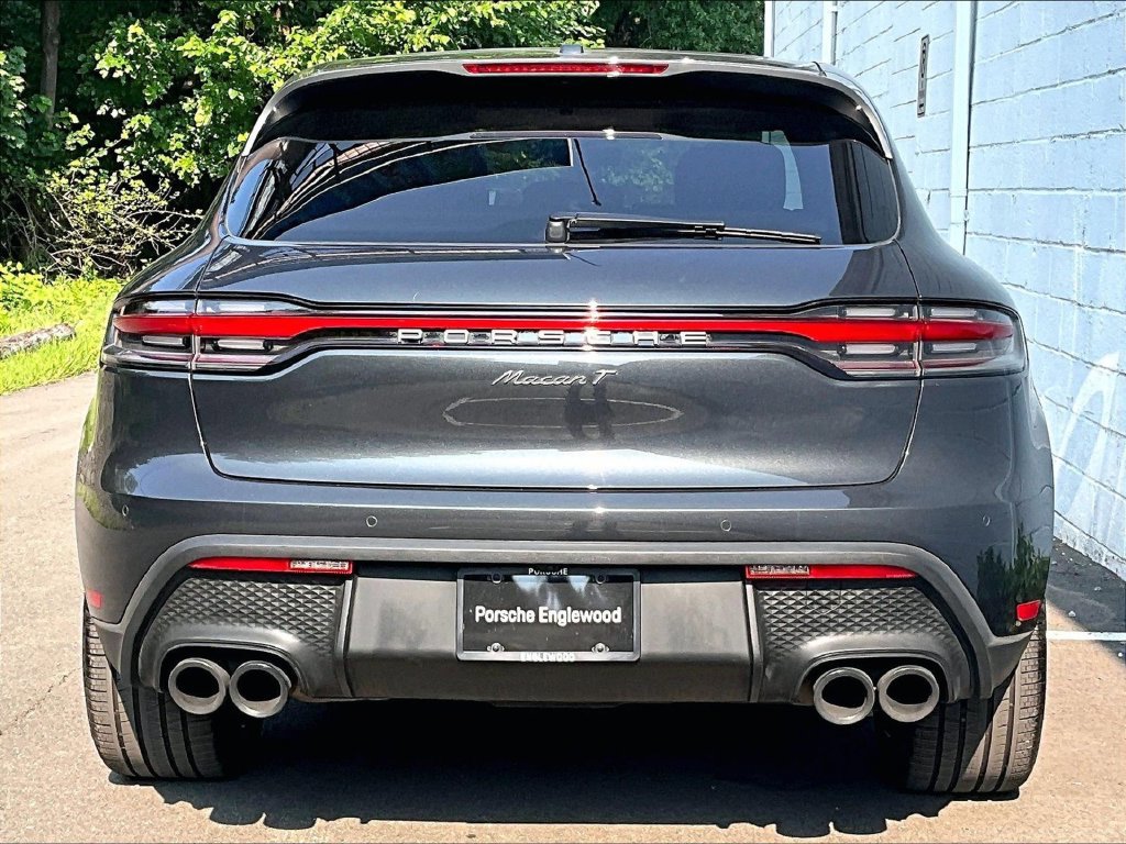 Certified 2023 Porsche Macan Turbo AWD/4WD image 9