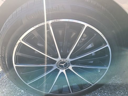 Used 2021 Mercedes-Benz C 300 Sedan image 4