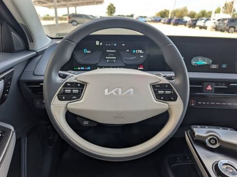 Used 2023 Kia EV6 Wind RWD image 23