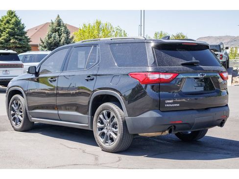 Used 2019 Chevrolet Traverse RS w/ LPO, 'HIT The Road' Package FWD image 4