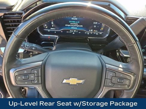Used 2025 Chevrolet Silverado 3500 High Country AWD/4WD image 4