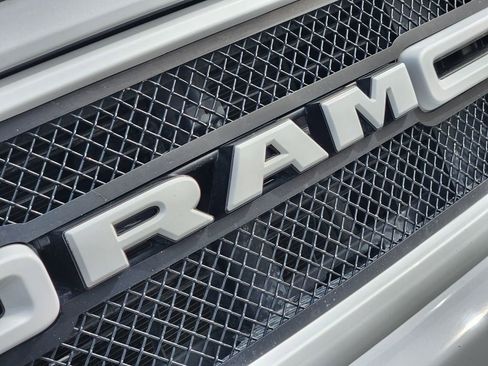 Used 2022 RAM 1500 Laramie w/ Sport Appearance Package AWD/4WD image 12