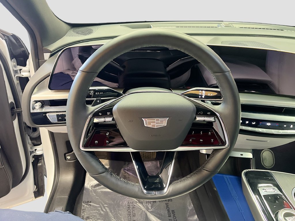 Used 2025 Cadillac Lyriq Sport w/ LPO, Floor Liner Package AWD/4WD image 11
