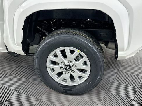 New 2026 Toyota Tacoma SR5 AWD/4WD image 7