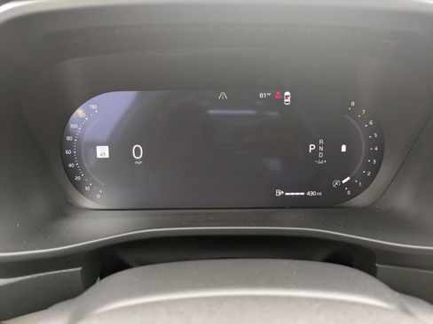 Used 2026 Volvo XC40 B5 Plus AWD/4WD image 28