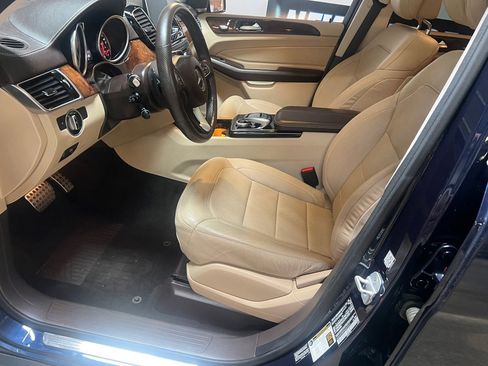 Used 2016 Mercedes-Benz GLE 400 4MATIC image 15