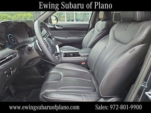 Used 2023 Hyundai Palisade Calligraphy image 10
