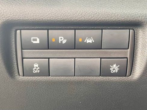 Certified 2025 Nissan Versa S image 22