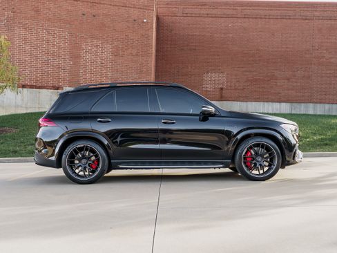 Used 2025 Mercedes-Benz GLE 63 AMG S image 3