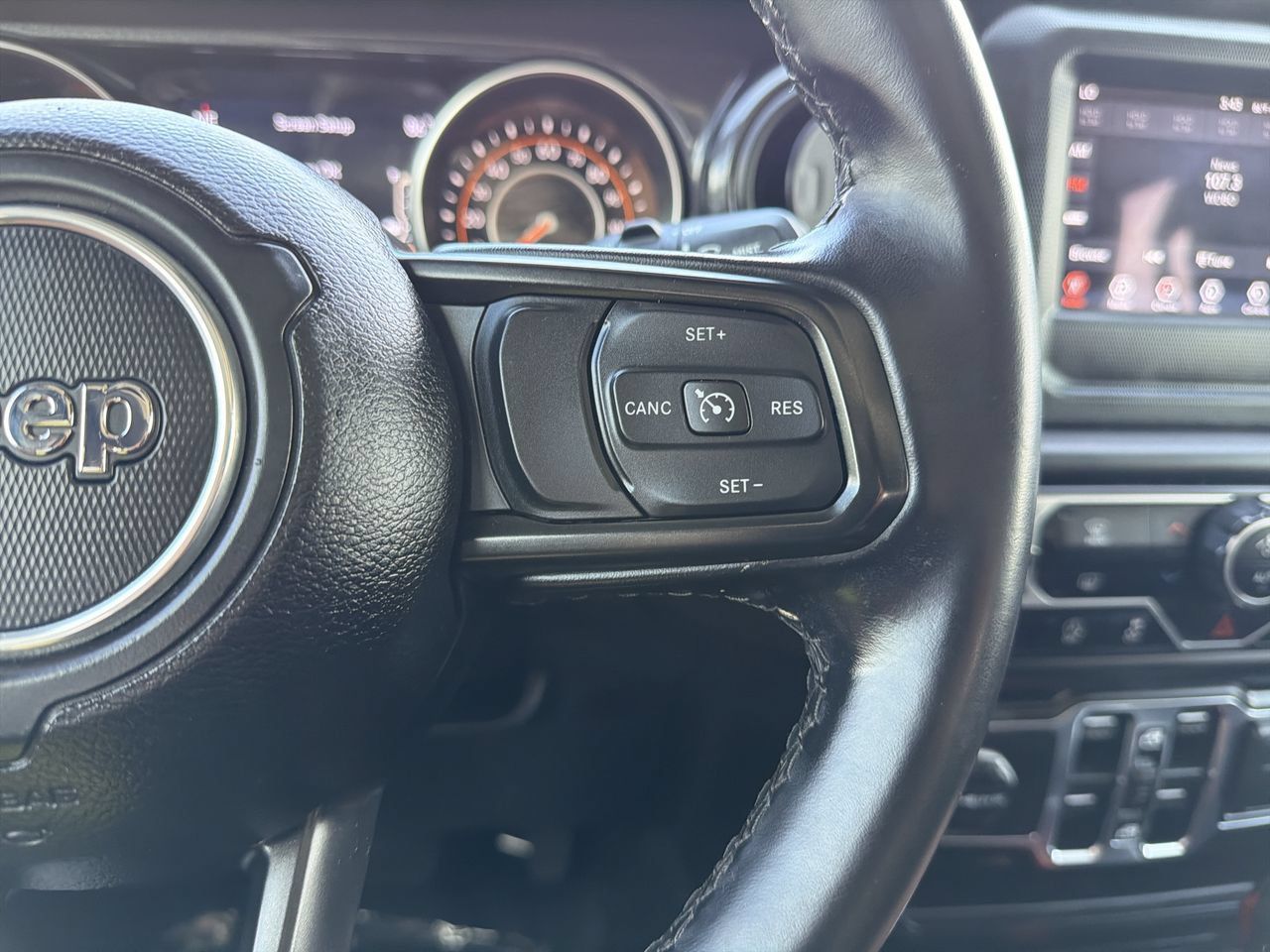 Used 2021 Jeep Wrangler Unlimited Sport AWD/4WD image 27