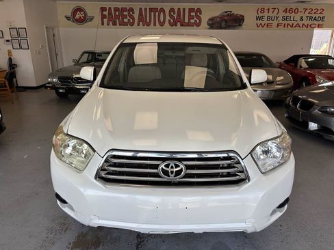 Used 2008 Toyota Highlander 2WD w/ Cold Weather Pkg image 1