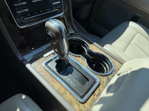 Used 2017 Lincoln Navigator L Select image 52