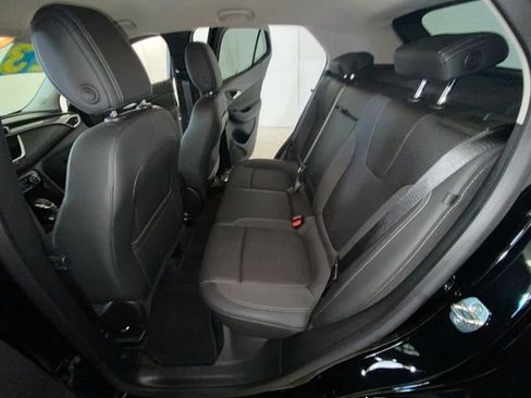 Used 2023 Buick Encore GX Select w/ Sport Touring Package FWD image 28