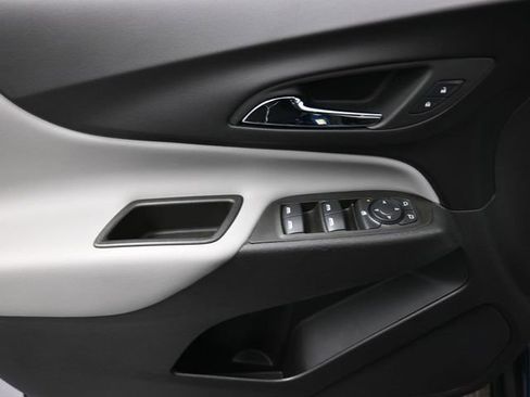 Used 2024 Chevrolet Equinox LS w/ LS Convenience Package image 13