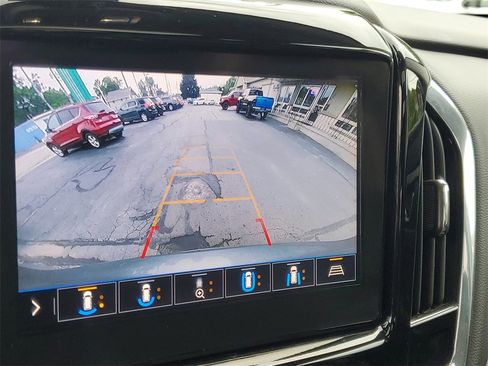 Used 2020 Chevrolet Traverse Premier w/ LPO, Floor Liner Package image 29