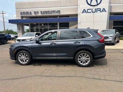 Used 2023 Honda CR-V EX-L image 5