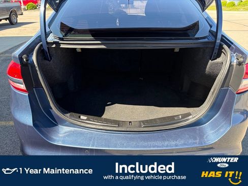 Used 2018 Ford Fusion SE w/ Fusion SE Technology Package FWD image 20
