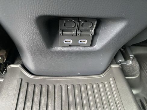 Used 2025 Toyota RAV4 XLE w/ Convenience Package AWD/4WD image 18