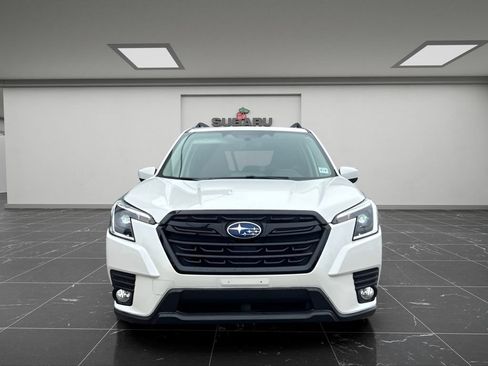 Used 2023 Subaru Forester Premium AWD/4WD image 4