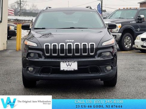 Used 2017 Jeep Cherokee Latitude w/ Safety/Convenience Group image 2