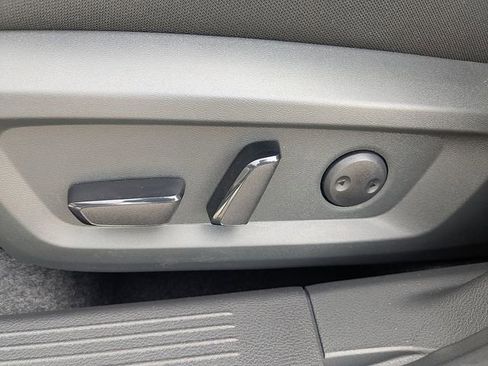 New 2026 Nissan Rogue SV AWD/4WD image 22