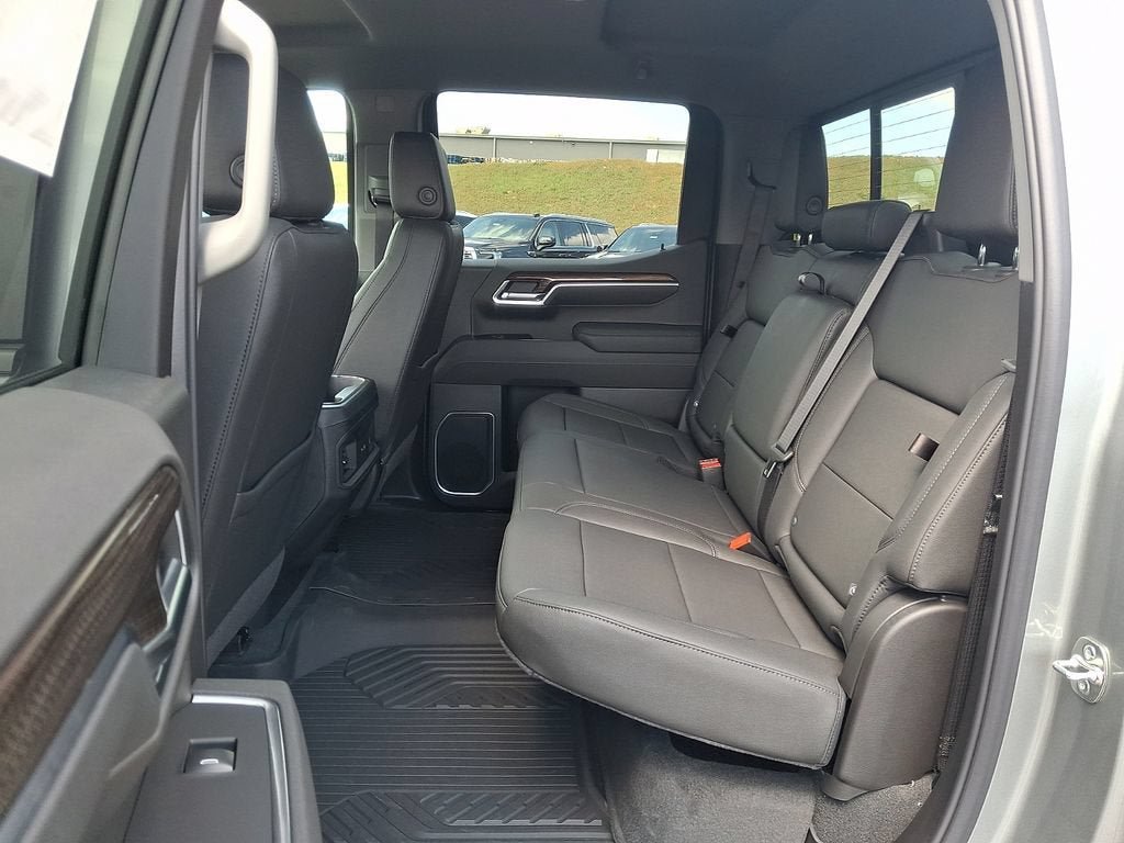 New 2026 Chevrolet Silverado 1500 RST w/ Safety Package AWD/4WD image 5