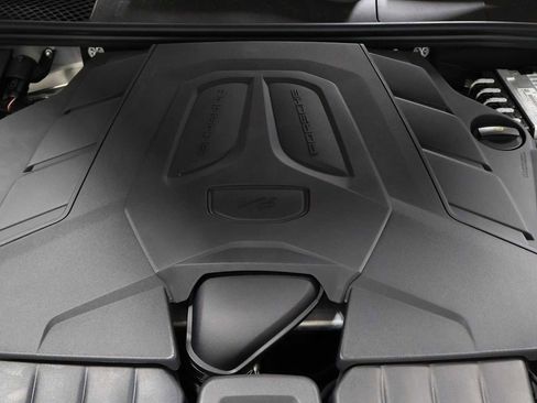 New 2026 Porsche Cayenne Coupe AWD/4WD image 41