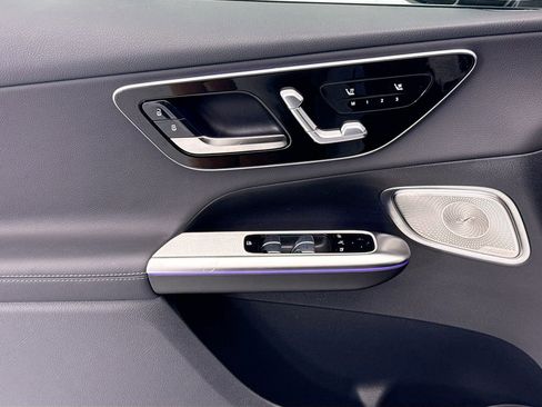 Certified 2026 Mercedes-Benz GLC 300 image 22
