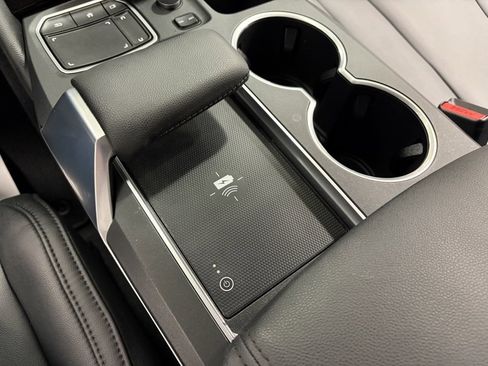 Used 2022 Acura MDX SH-AWD image 30