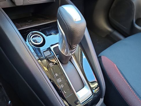 New 2025 Nissan Versa SR w/ Trunk Package image 10