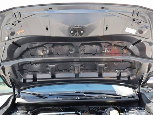 Used 2025 Subaru Crosstrek 2.0i Premium image 20