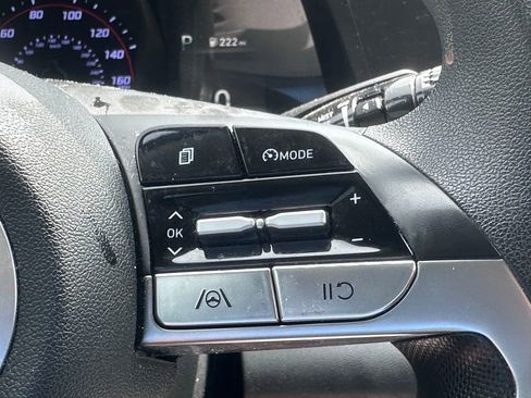 Used 2022 Hyundai Elantra SEL FWD image 27