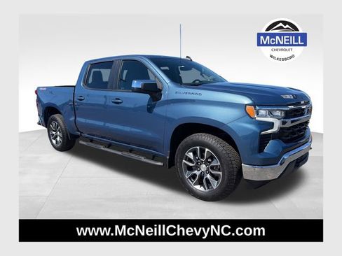 Used 2024 Chevrolet Silverado 1500 LT AWD/4WD image 1