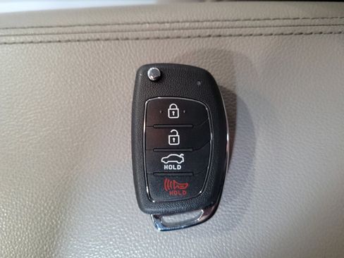 Used 2019 Hyundai Sonata SE FWD image 32