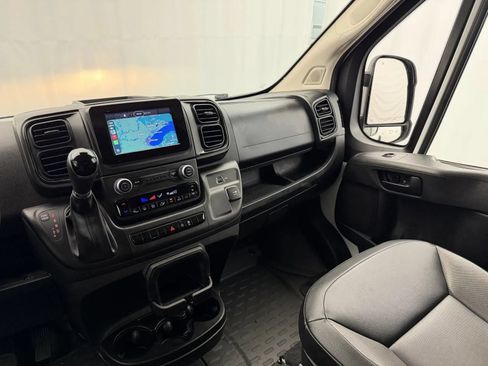 Used 2023 RAM ProMaster 2500 FWD image 18
