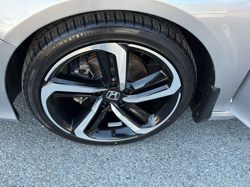 Used 2021 Honda Accord Sport image 32