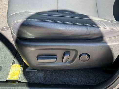 Used 2016 Toyota RAV4 Limited w/ Advanced Technology Package FWD image 22