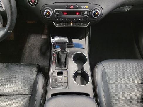Used 2019 Kia Sorento SX w/ SX Touring Package image 16