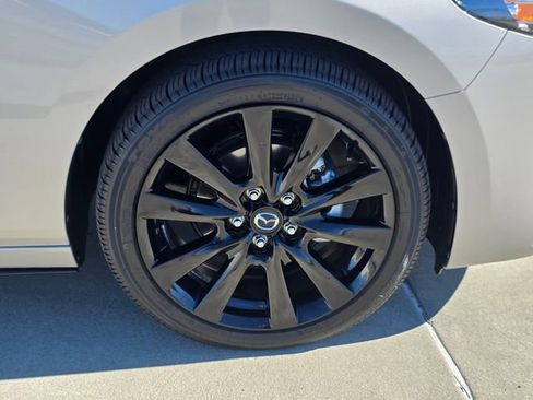 Certified 2025 MAZDA MAZDA3 s image 8