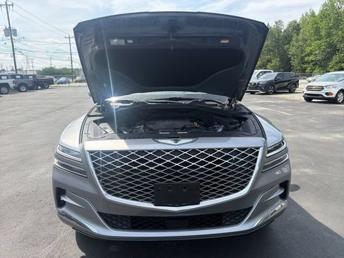 Used 2024 Genesis GV80 2.5T AWD/4WD image 13