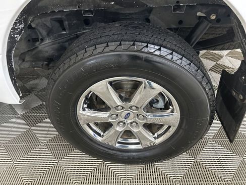 Used 2019 Ford F150 XLT w/ Equipment Group 302A Luxury image 11