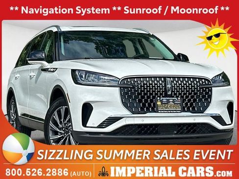 Used 2025 Lincoln Aviator AWD image 1