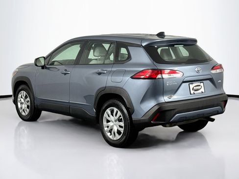 Used 2024 Toyota Corolla Cross L image 9