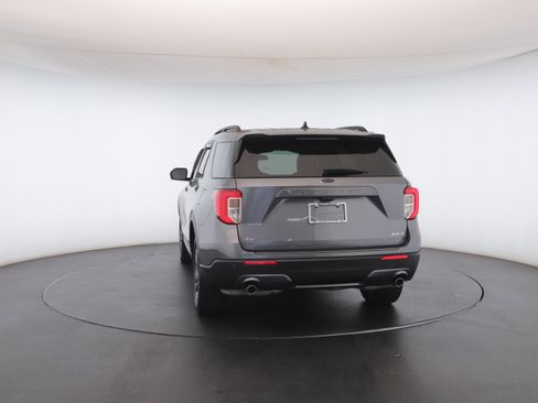 Used 2021 Ford Explorer XLT w/ Equipment Group 202A image 25