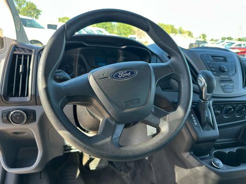 Used 2018 Ford Transit 350 XL RWD image 30