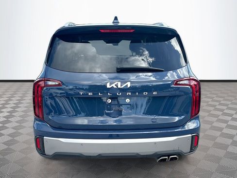 Used 2025 Kia Telluride S FWD image 7