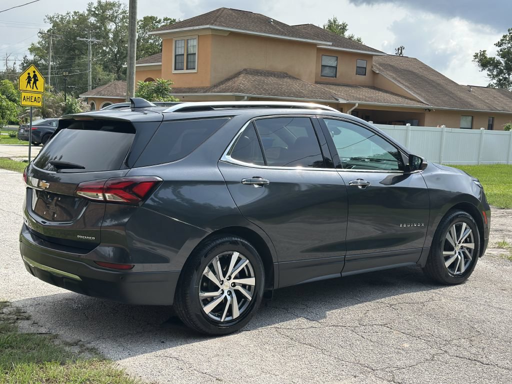 Used 2022 Chevrolet Equinox Premier FWD image 16