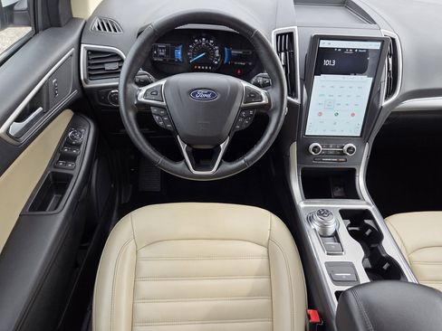 Used 2022 Ford Edge SEL image 7