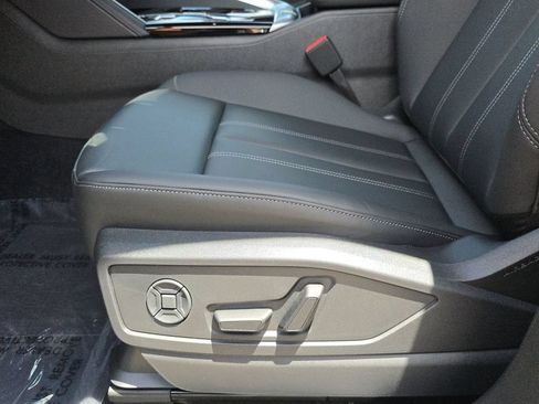 New 2026 Audi Q5 Premium AWD/4WD image 17